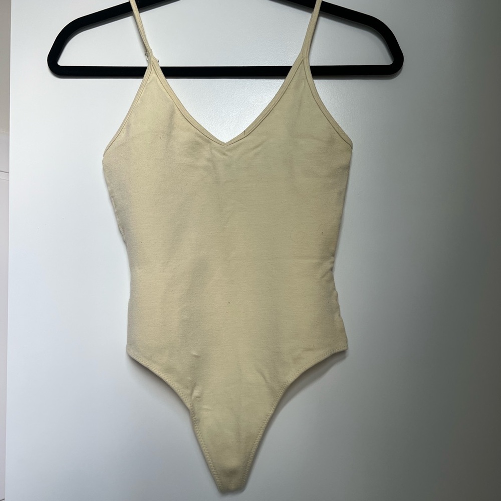 Aritzia Sunday Best Bodysuit